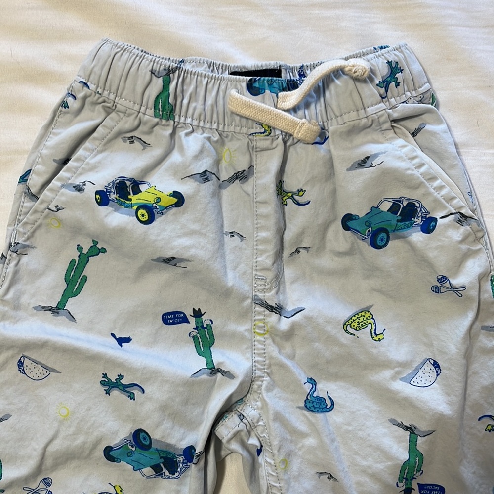 The Children’s Place Blue Graphic Printed Shorts - Picture 2 of 7